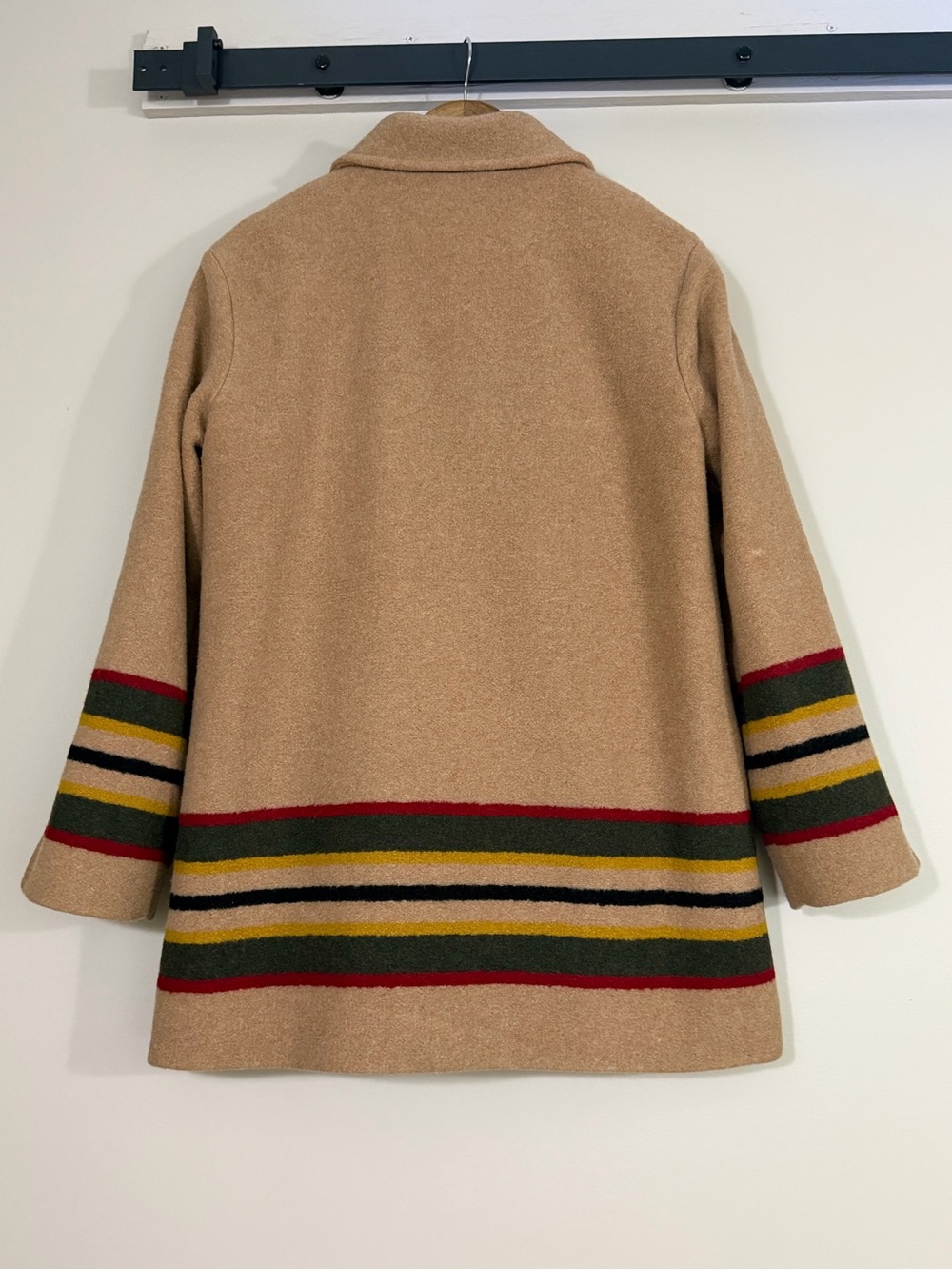 PENDLETON Women's Camel Wool blend Stripe Coat, sz M - Picture 3 of 9